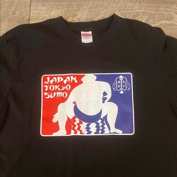 Classic Black Japan Tokyo Sumo Crewneck Tee from Japan NWOT - Picture 2 of 6
